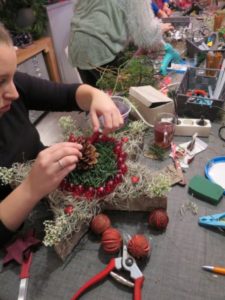 Workshop bloemschikken IJsselstein met Kerst
