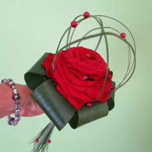 bruidsboeket singleflower roos rood